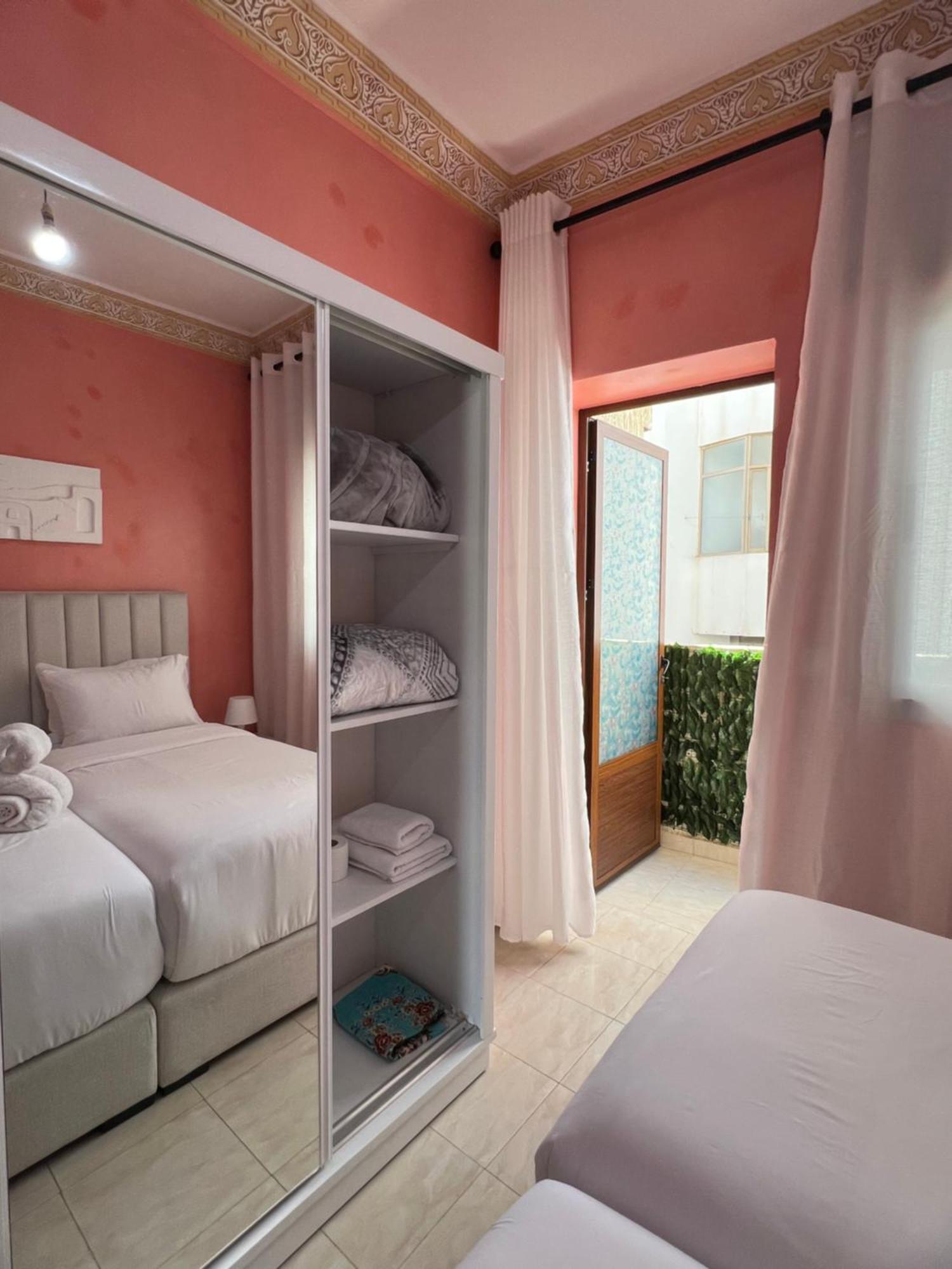 Apartment Centre With Balcony N20 Tangier